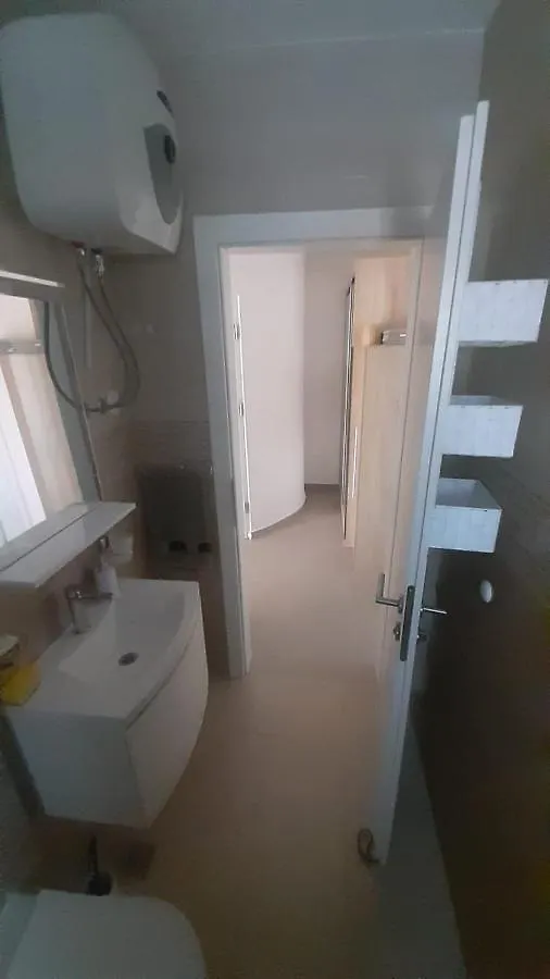 Apartment Apartmani Lucija Povljana