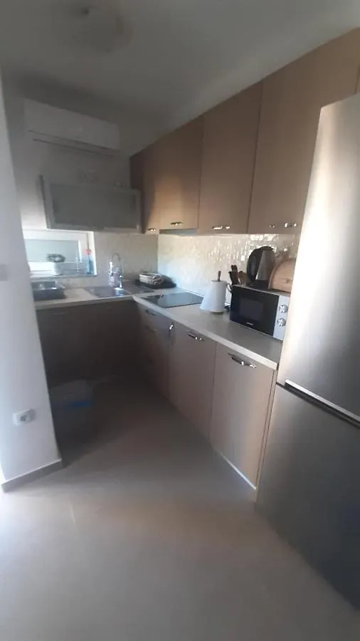 Apartmani Lucija Povljana 0*,  Croatia
