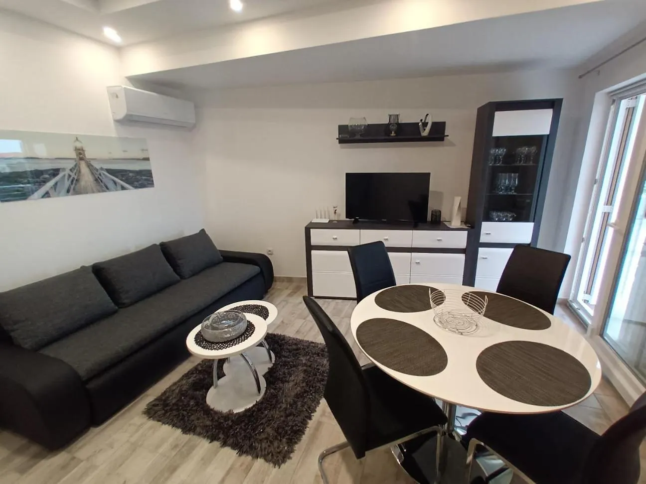 Apartmani Lucija Povljana Chorvatsko