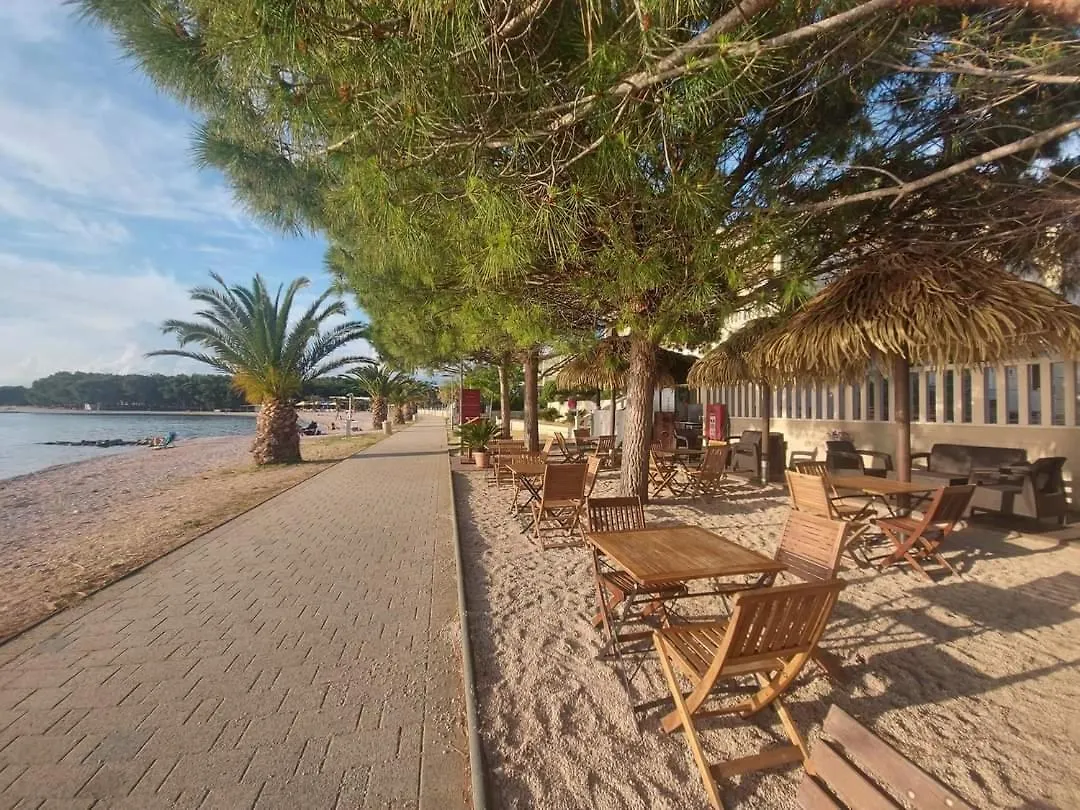 Apartmani Lucija Povljana Croatia